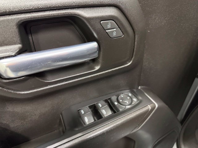 Used 2022 Chevrolet Silverado 1500 Custom AWD/4WD image 16