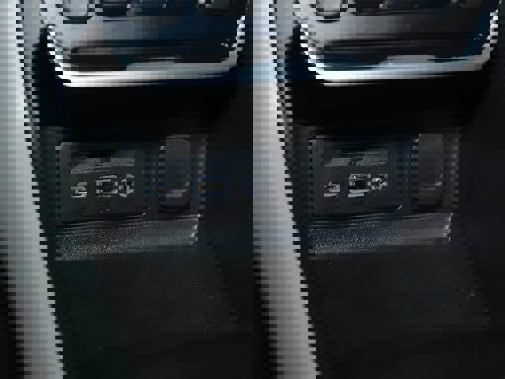 Used 2021 GMC Terrain SLT image 29