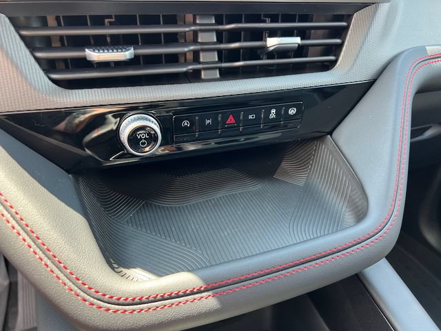 New 2026 Ford Explorer ST-Line w/ ST-Line Street Pack AWD/4WD image 17
