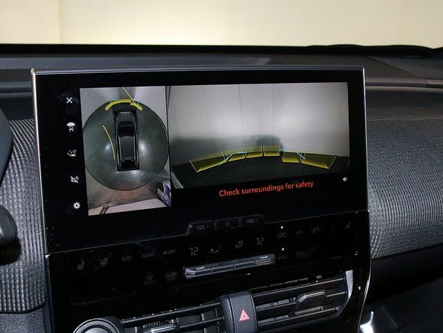 Used 2023 Subaru Solterra Limited image 21