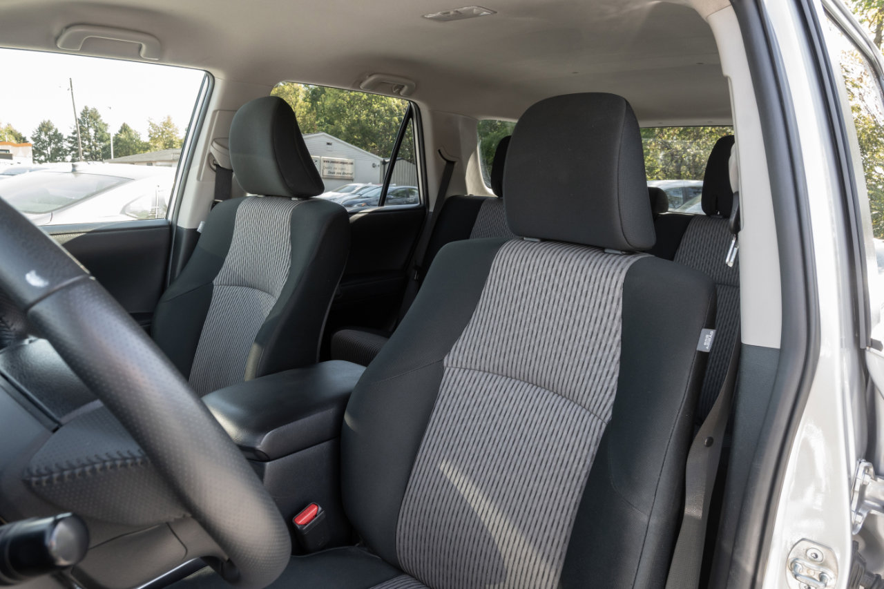 Used 2024 Toyota 4Runner SR5 image 16