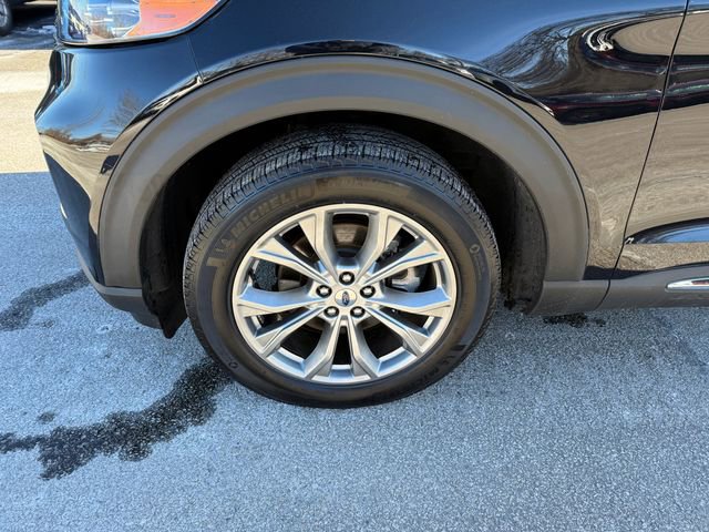 Used 2022 Ford Explorer XLT w/ Equipment Group 202A image 25