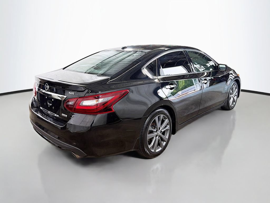 Used 2018 Nissan Altima 2.5 SR w/ SR Special Edition FWD image 9