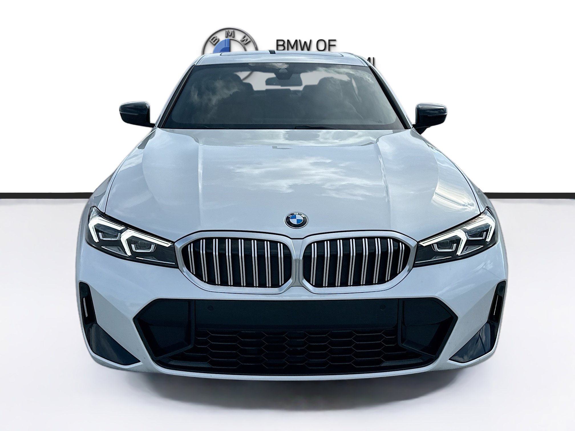 Certified 2025 BMW 330i Sedan w/ M Sport Package RWD image 2