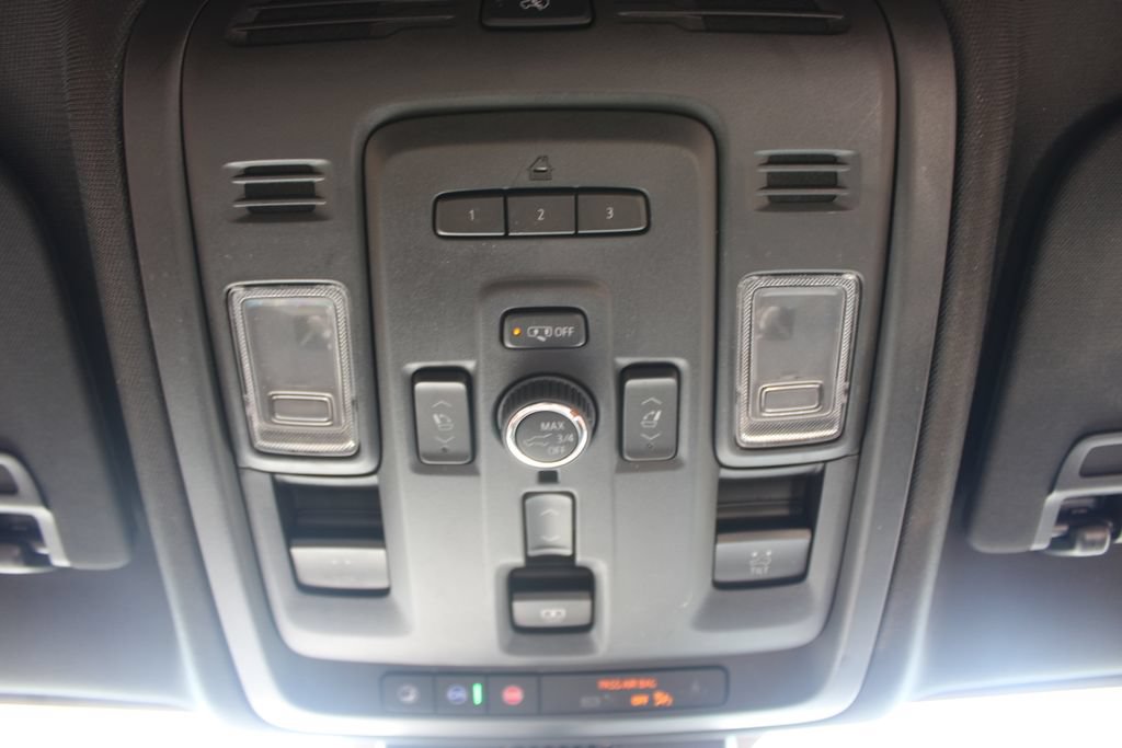 Used 2023 GMC Yukon Denali Ultimate w/ LPO, Floor Liner Package AWD/4WD image 59