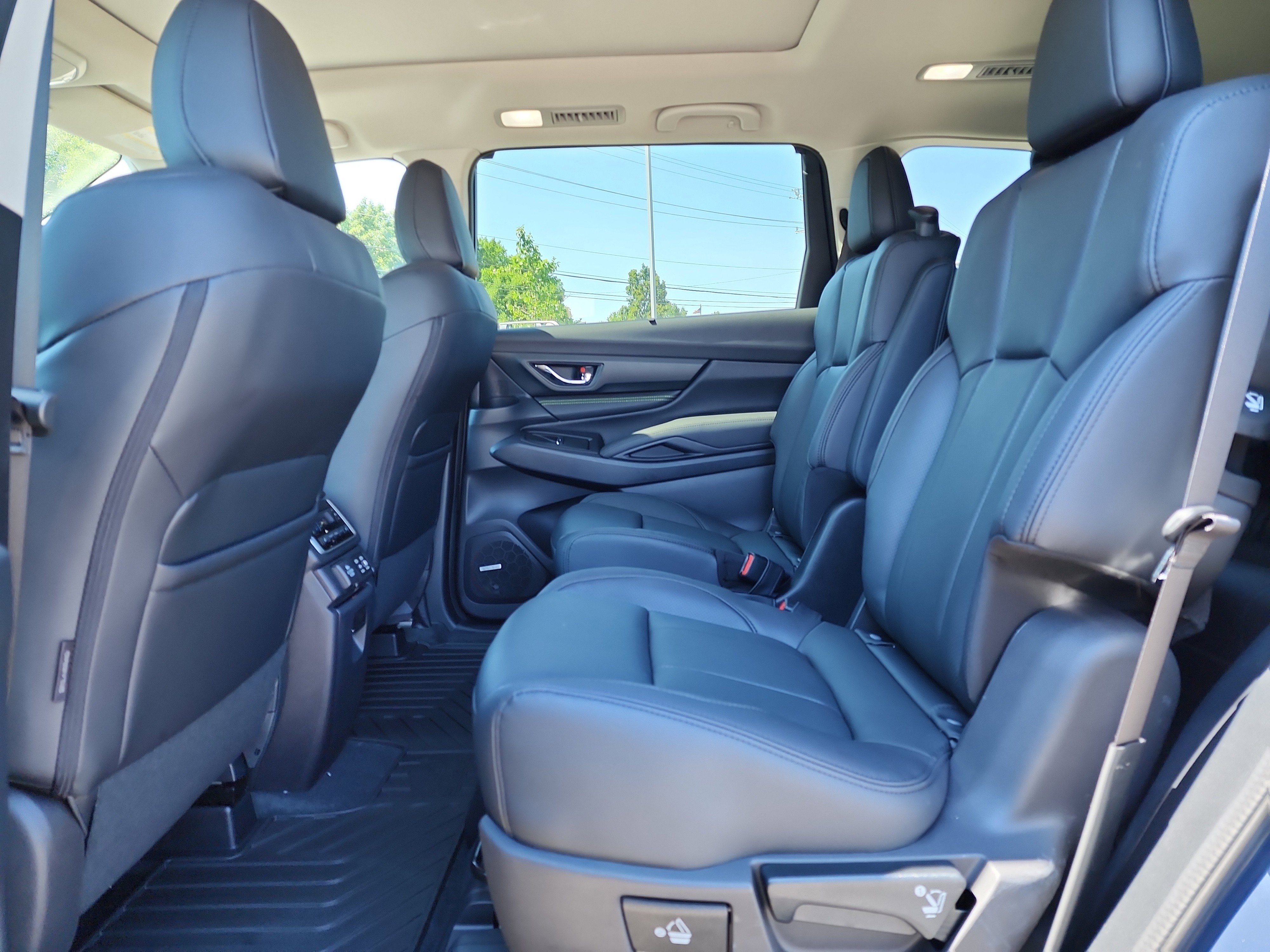 New 2025 Subaru Ascent Bronze Edition image 7