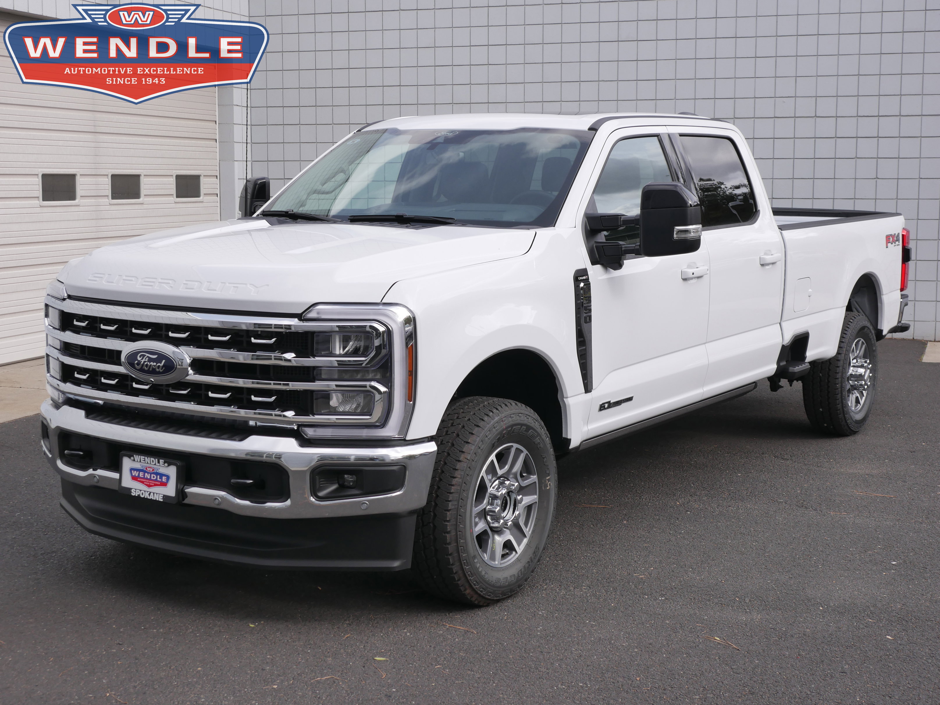 New 2026 Ford F350 Lariat w/ Lariat Ultimate Package