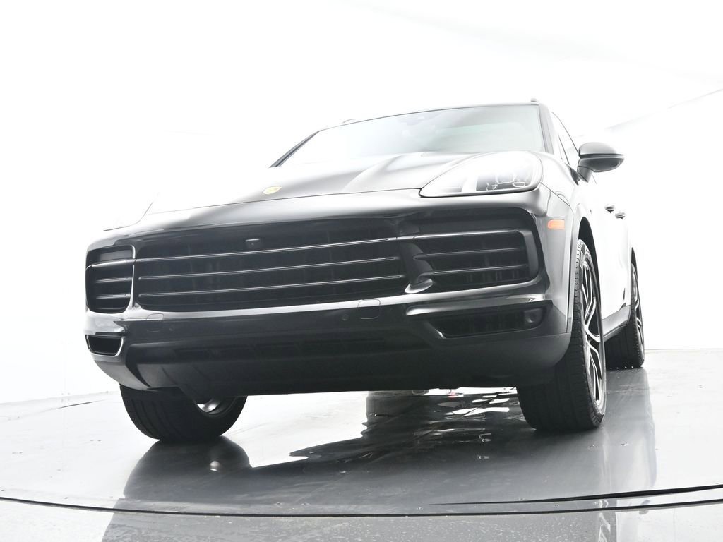 Certified 2023 Porsche Cayenne Platinum Edition AWD/4WD image 55