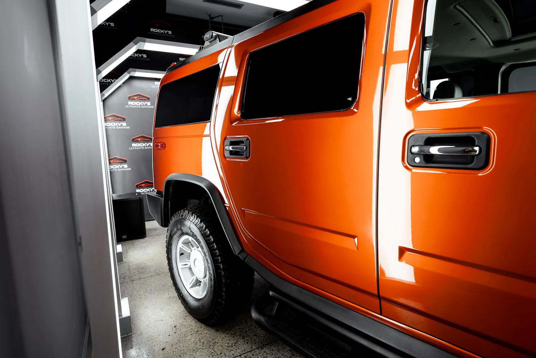 Used 2003 HUMMER H2 w/ Preferred Equipment Group AWD/4WD image 6