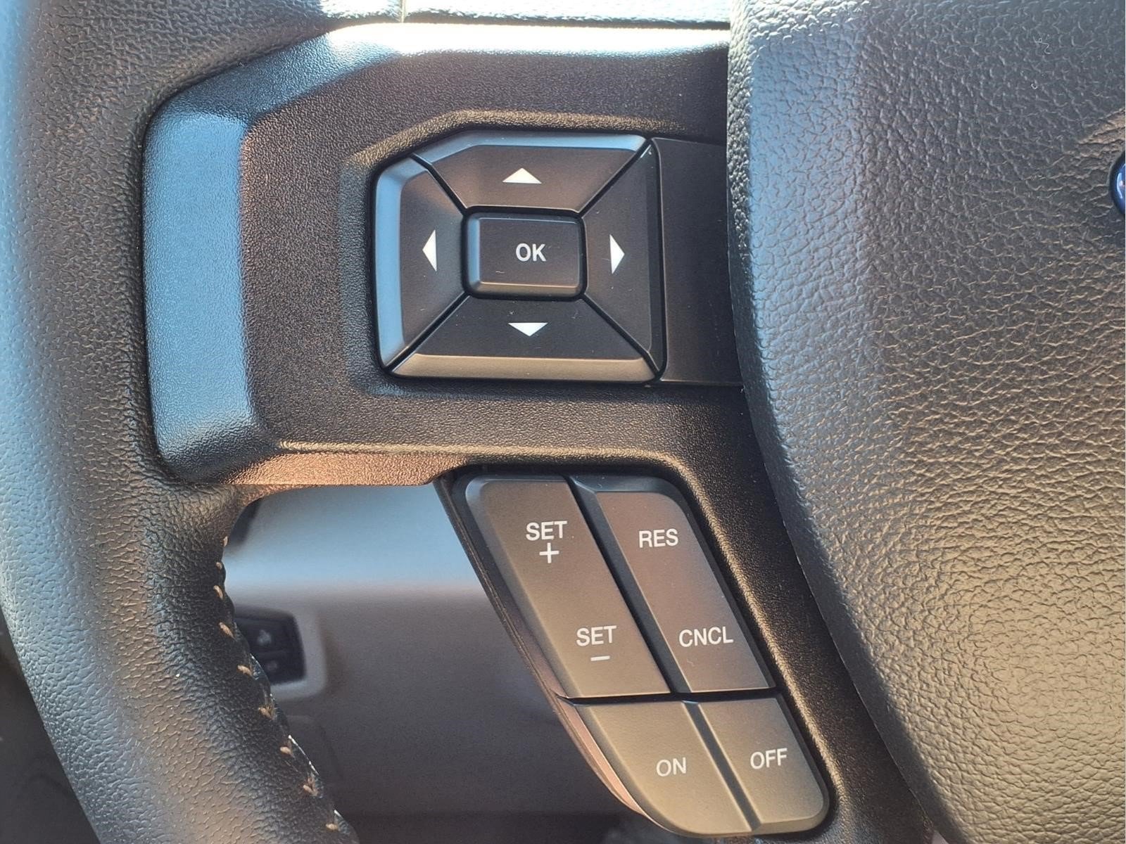 Used 2017 Ford F150 XLT w/ Equipment Group 302A Luxury AWD/4WD image 22