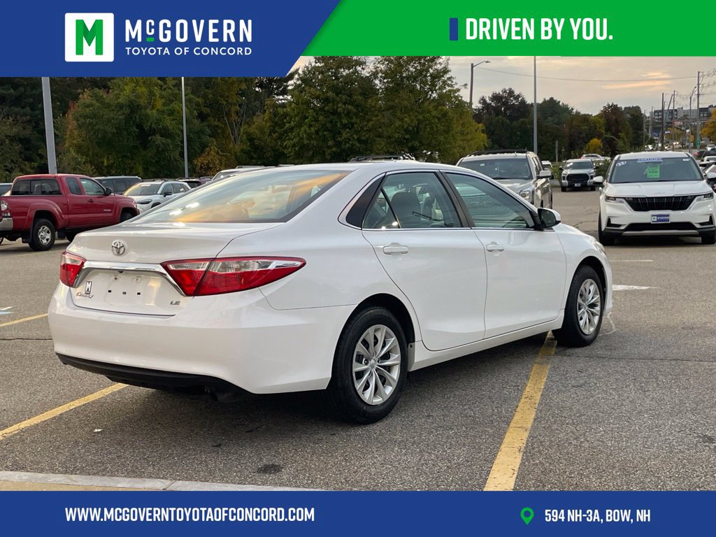 Used 2017 Toyota Camry LE FWD image 5