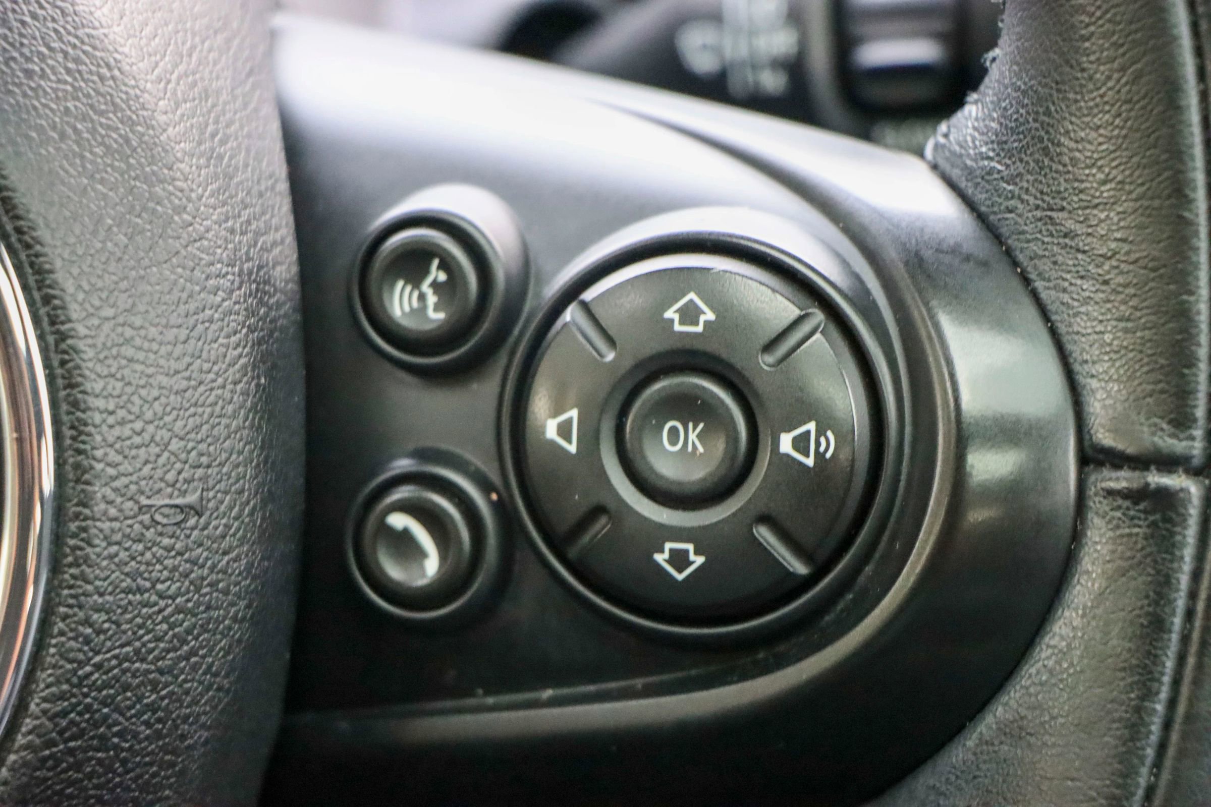 Used 2017 MINI Cooper S image 27