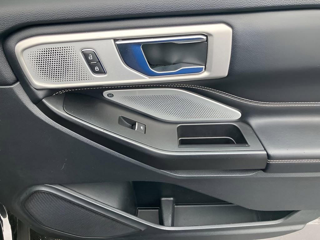 Used 2020 Ford Explorer ST w/ Premium Technology Package image 48