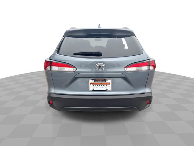 Used 2022 Toyota Corolla Cross LE image 7