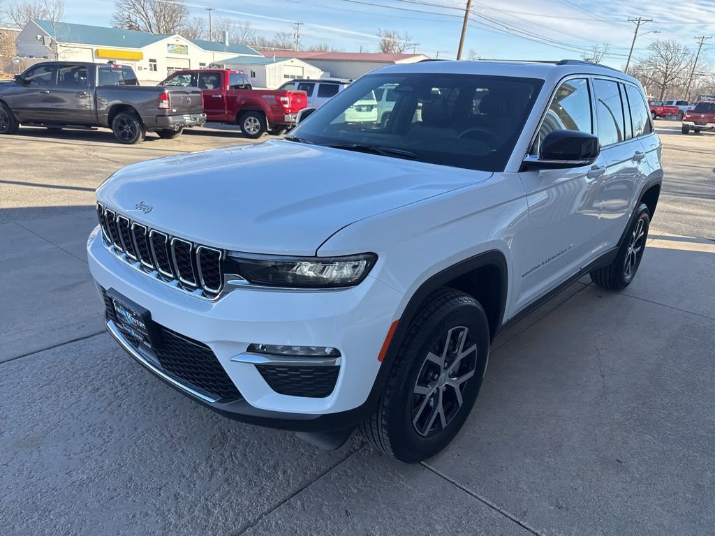 New 2025 Jeep Grand Cherokee Limited image 6