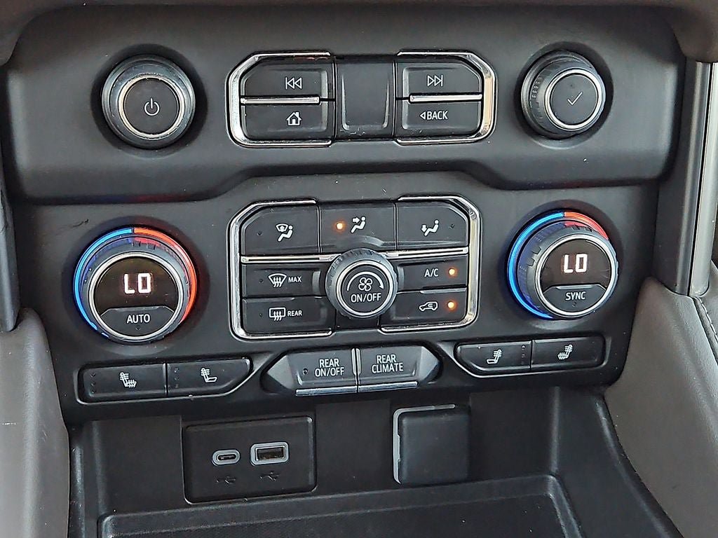 Used 2023 Chevrolet Tahoe Z71 AWD/4WD image 26