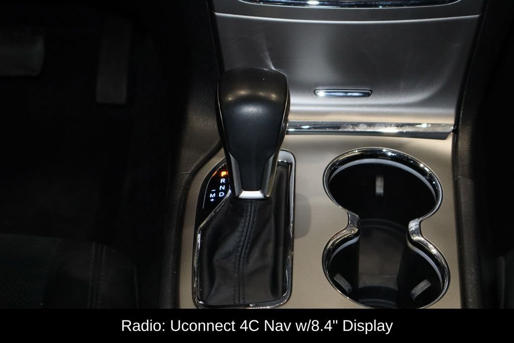 Used 2018 Jeep Grand Cherokee Altitude image 13