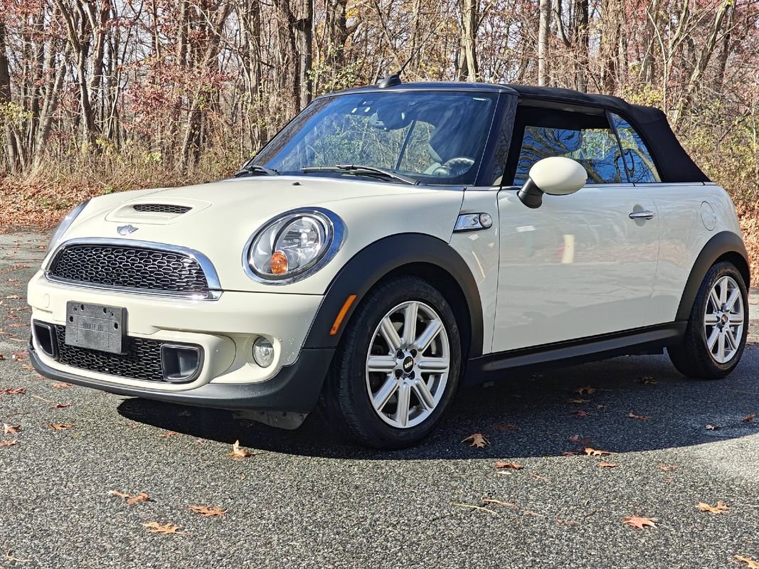 Used 2014 MINI Cooper S FWD image 8
