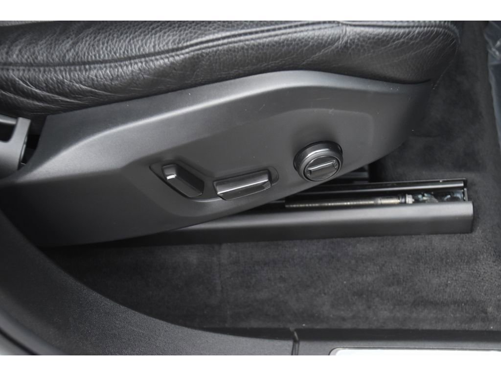 Certified 2023 Volvo XC90 B5 Plus image 33