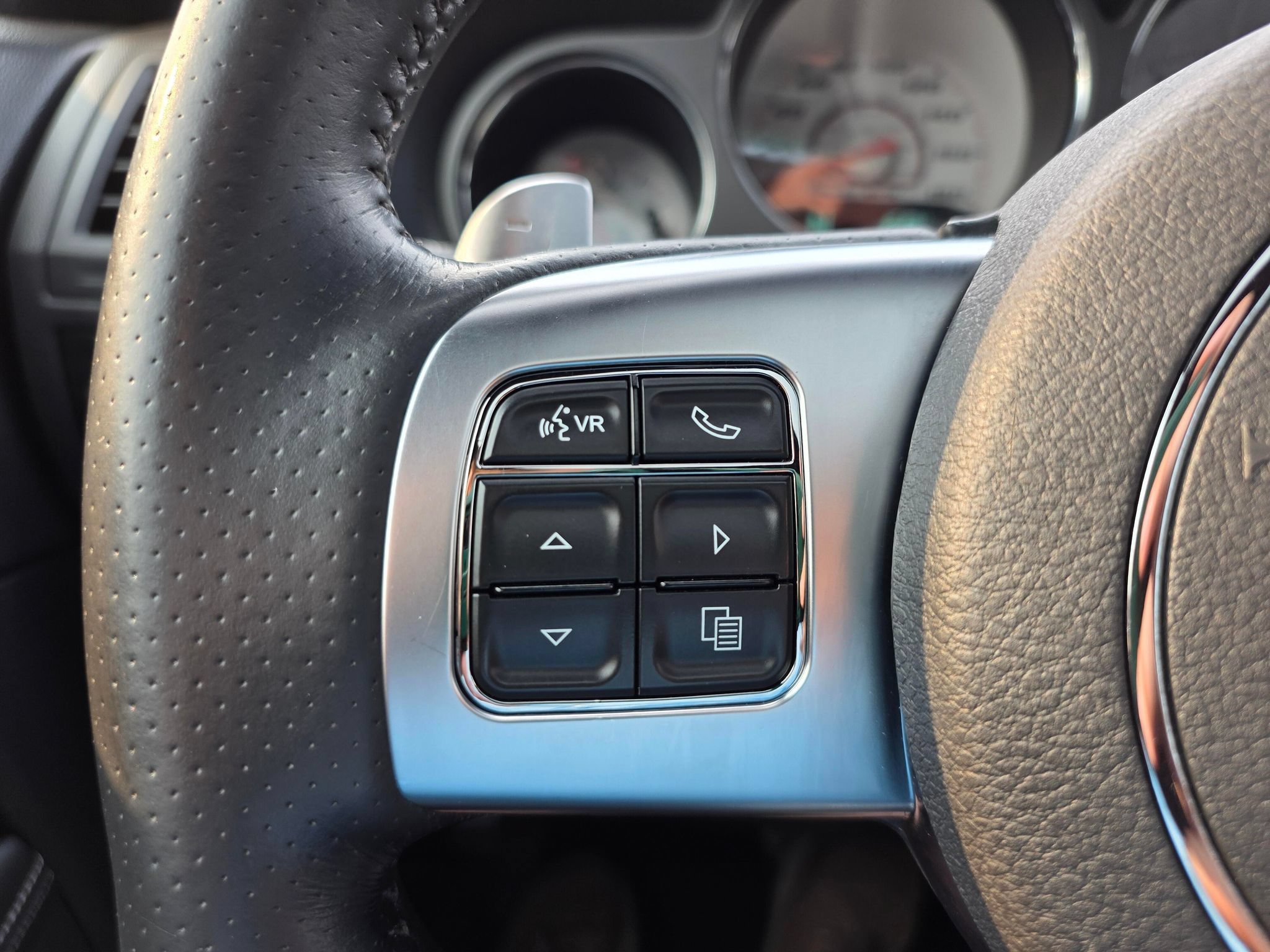 Used 2012 Dodge Challenger SRT8 w/ Premium Sound Group RWD image 19