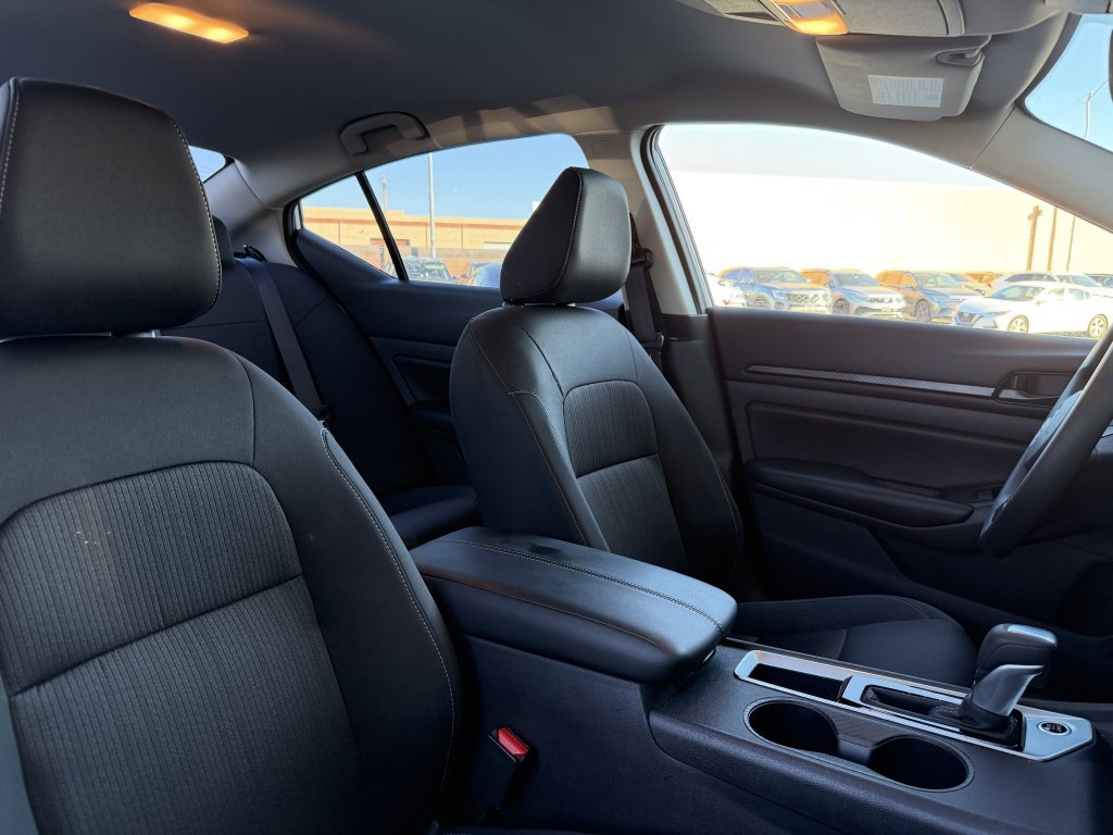 Used 2024 Nissan Altima 2.5 S image 37