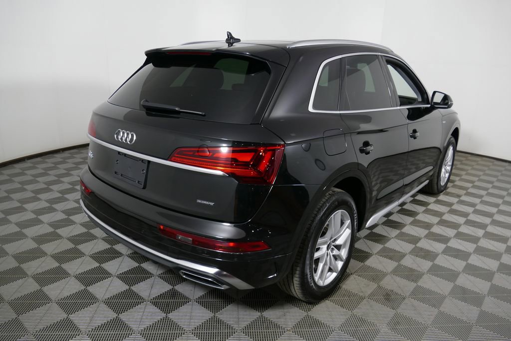 Used 2023 Audi Q5 2.0T Premium w/ Convenience Package AWD/4WD image 32