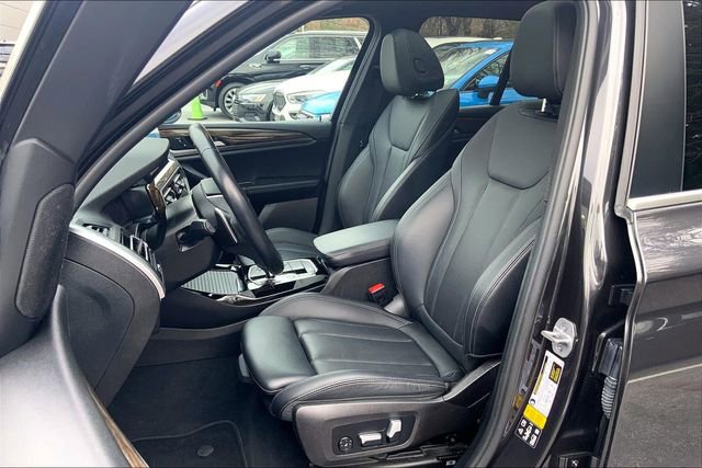 Used 2023 BMW X3 xDrive30i w/ Premium Package image 7