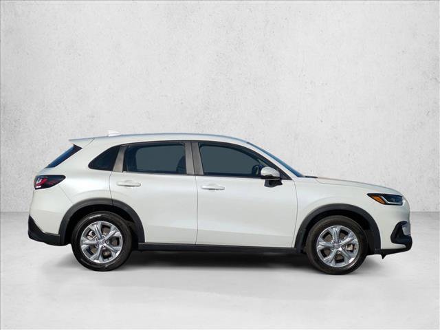 Used 2023 Honda HR-V LX image 4