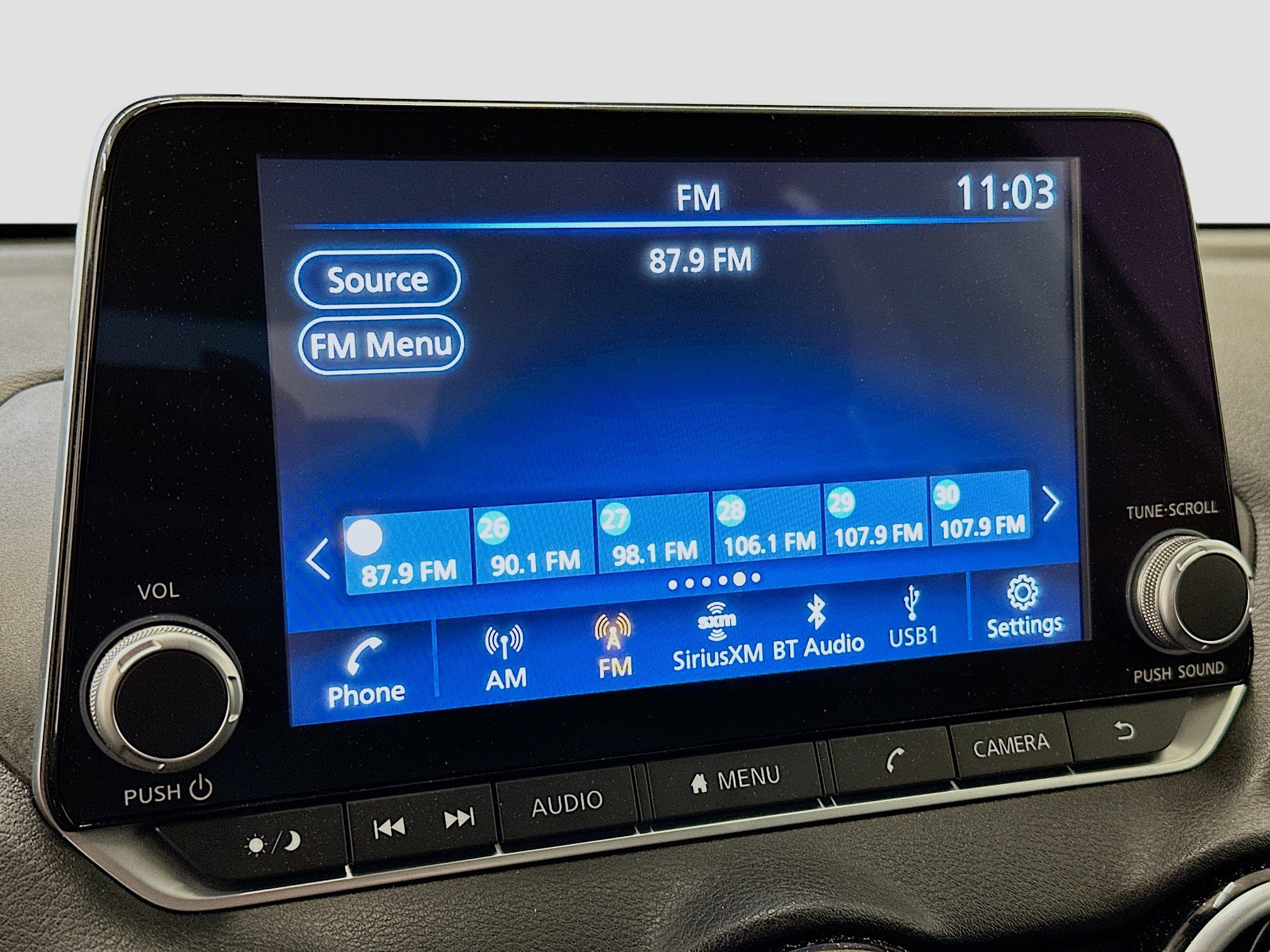 Used 2025 Nissan Sentra SV image 21