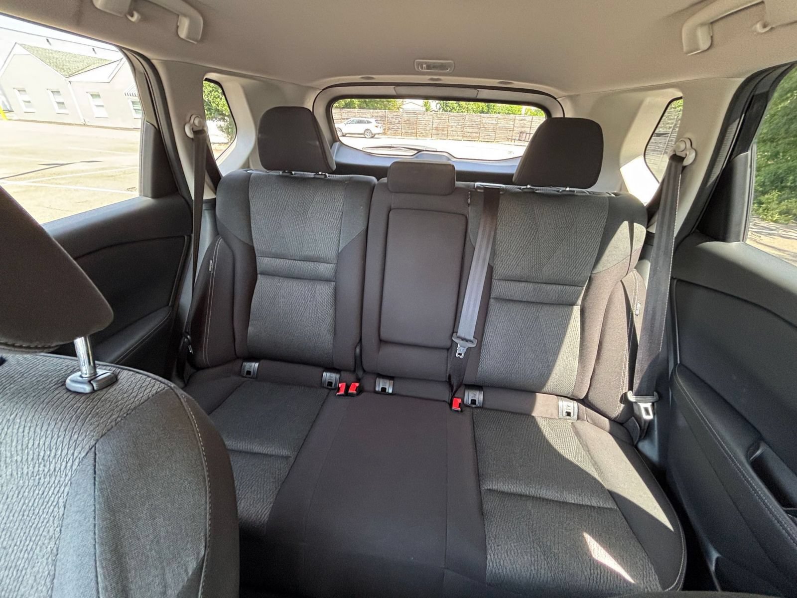 Used 2025 Nissan Rogue SV AWD/4WD image 36