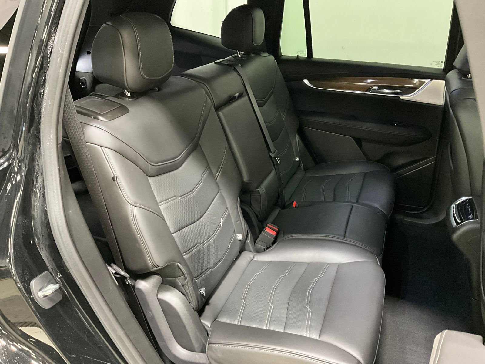 Used 2023 Cadillac XT6 Sport w/ Platinum Package image 22