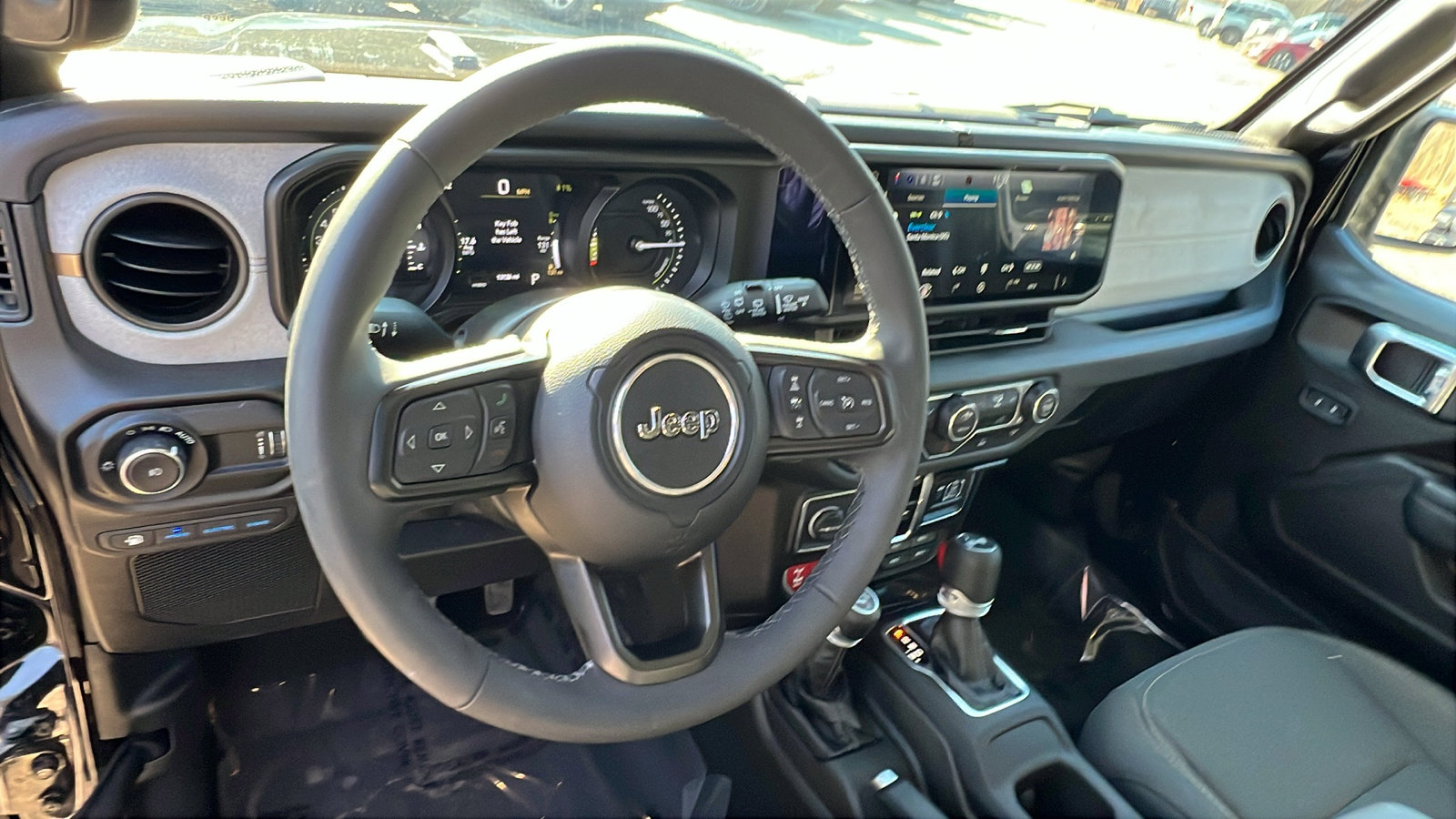 Used 2025 Jeep Wrangler Willys image 24