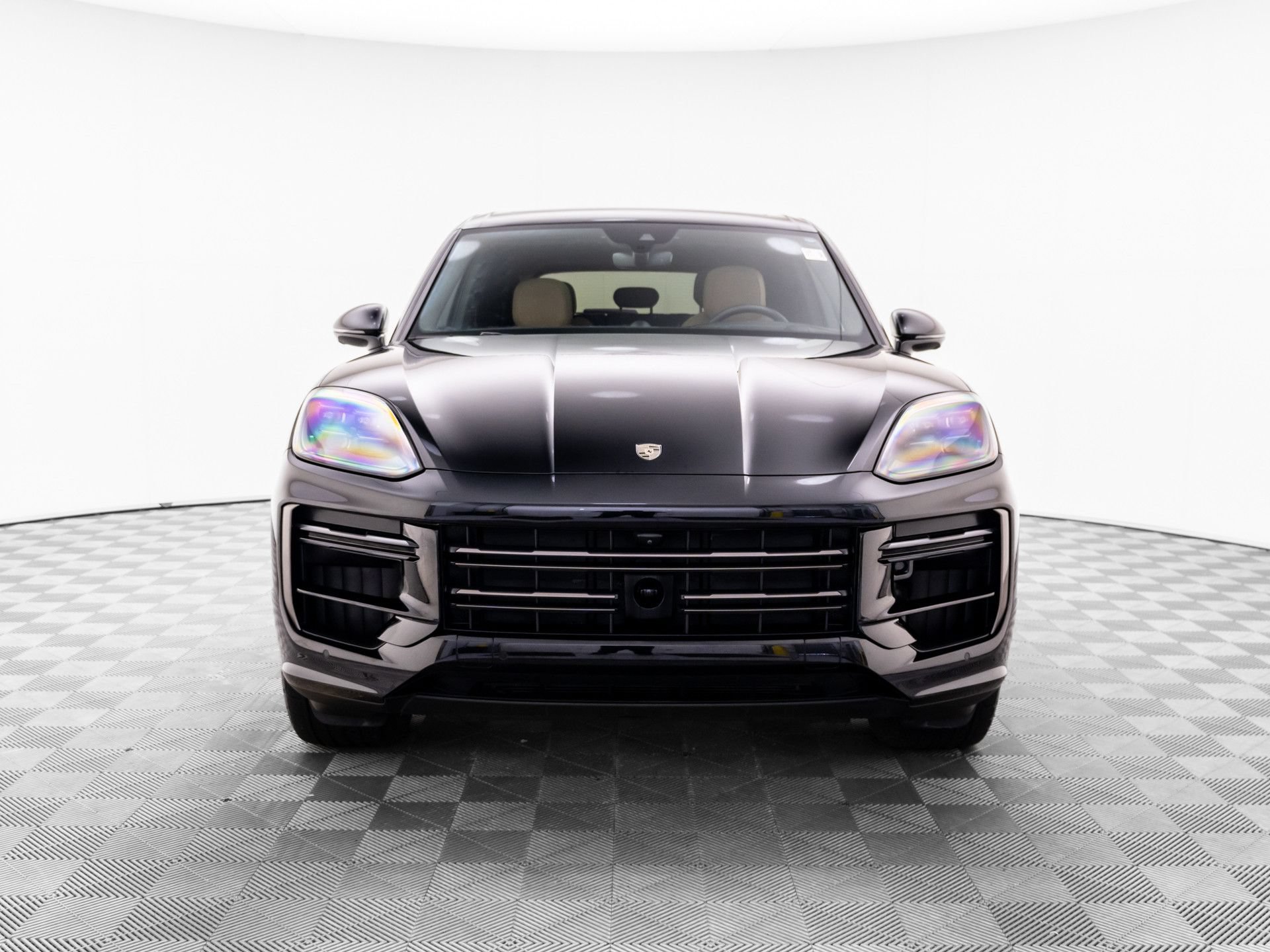 Certified 2025 Porsche Cayenne Turbo AWD/4WD image 9