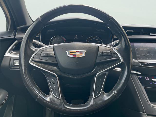 Used 2020 Cadillac XT5 Premium Luxury AWD/4WD image 17