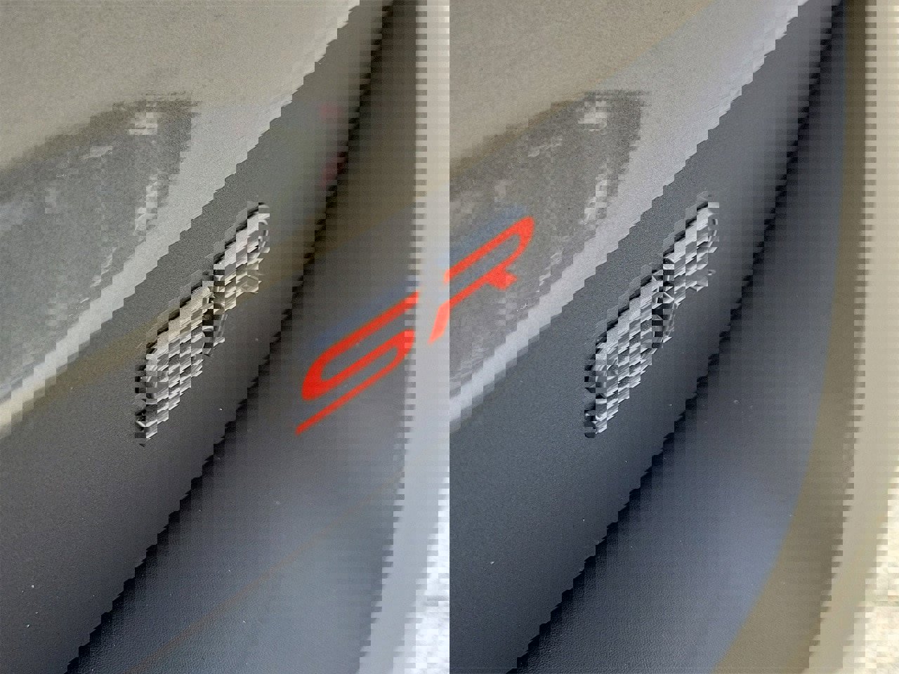 Used 2025 Nissan Kicks SR image 7