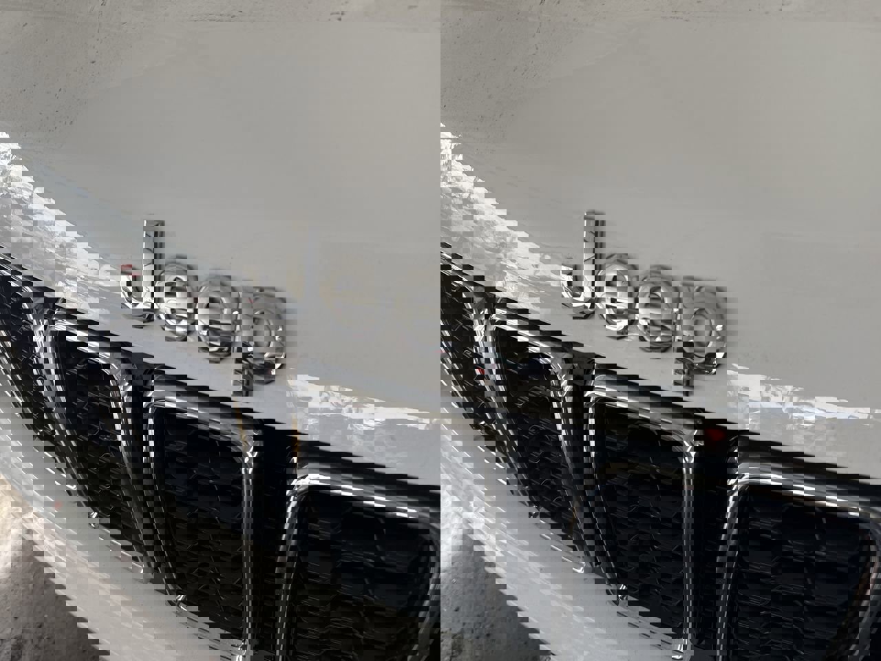 Used 2022 Jeep Grand Cherokee Laredo X image 29