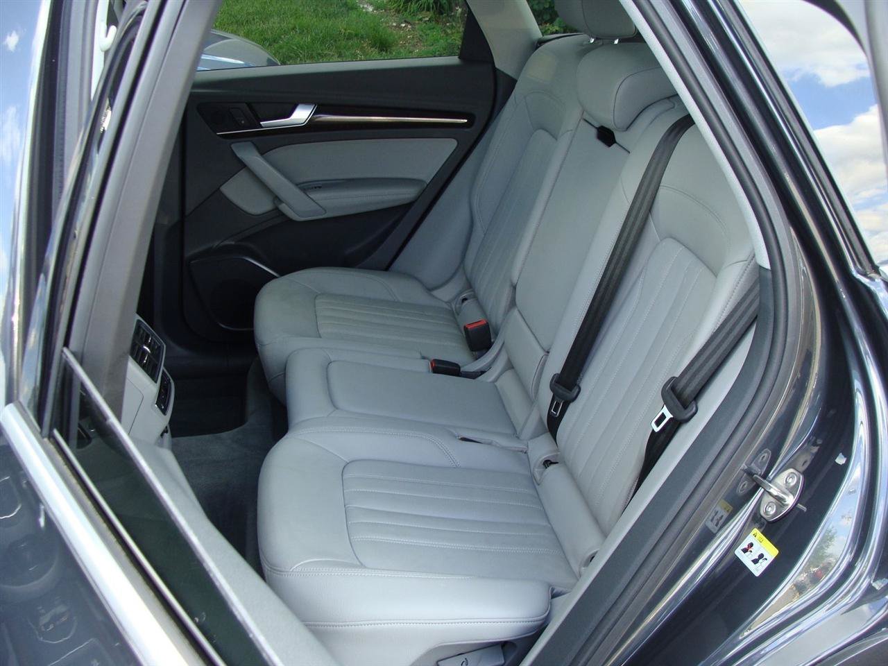 Used 2020 Audi Q5 2.0T Premium Plus AWD/4WD image 8