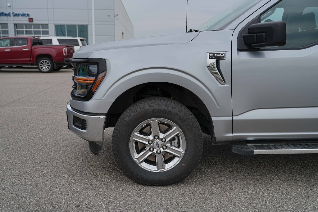 Used 2025 Ford F150 XLT w/ Equipment Group 301A Standard AWD/4WD image 12