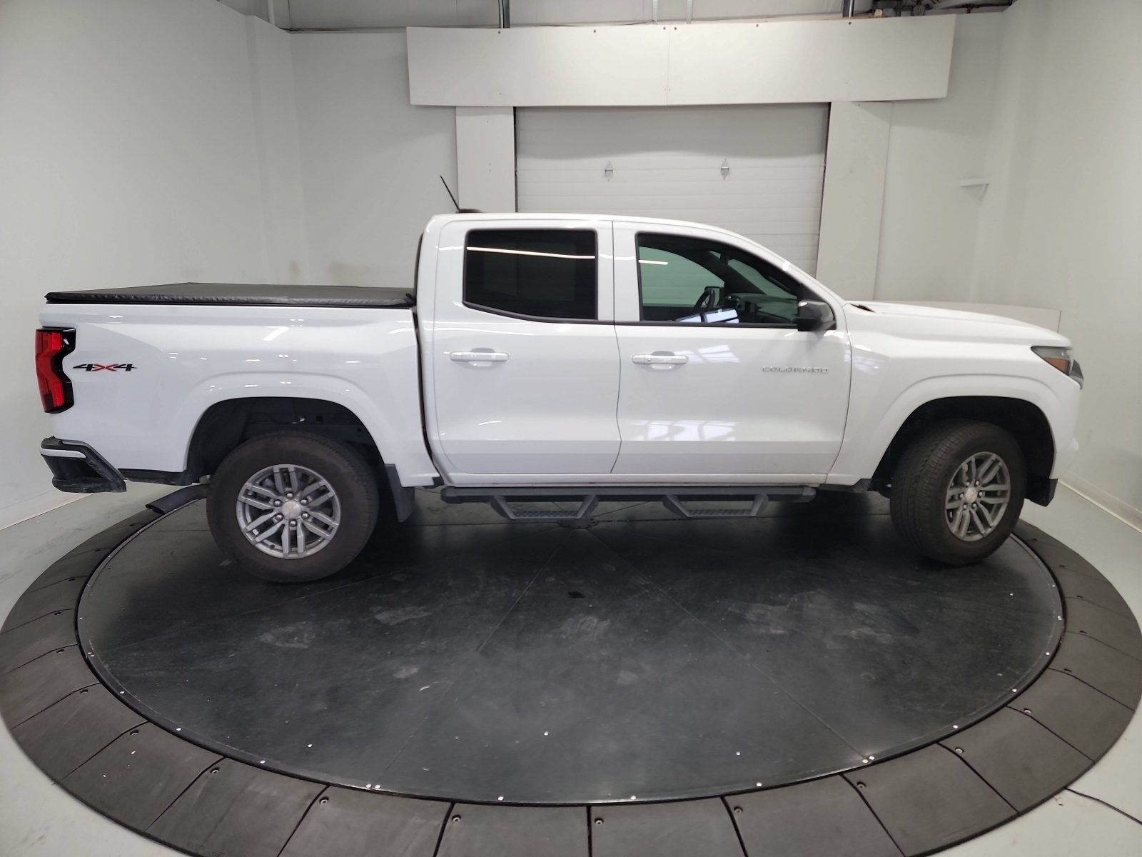 Used 2026 Chevrolet Colorado LT w/ Advanced Trailering Package AWD/4WD image 11