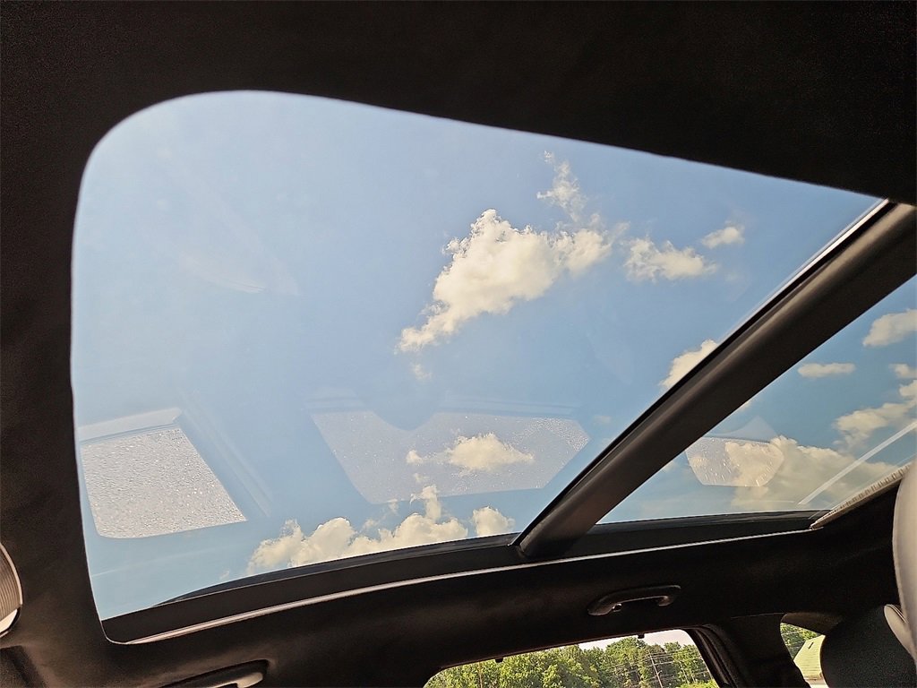 Used 2024 Kia Sorento SX Prestige image 15