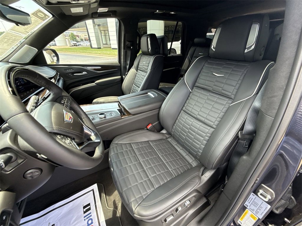 Certified 2024 Cadillac Escalade Premium Luxury Platinum image 19