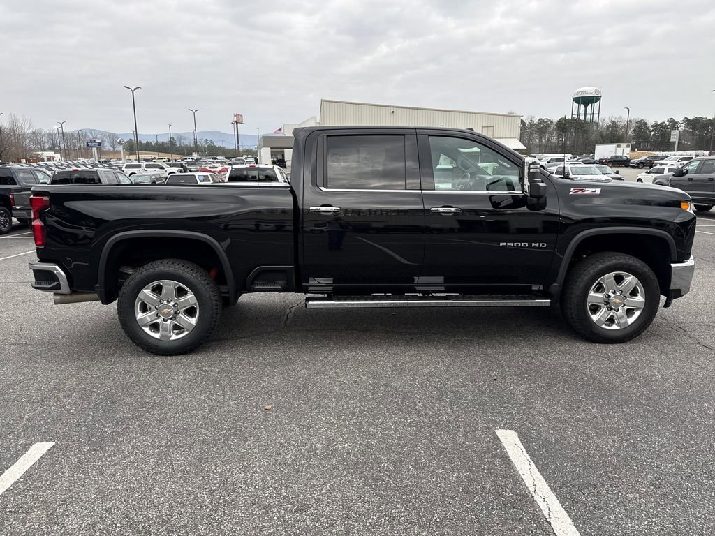 Used 2022 Chevrolet Silverado 2500 LTZ w/ LTZ Plus Package image 8
