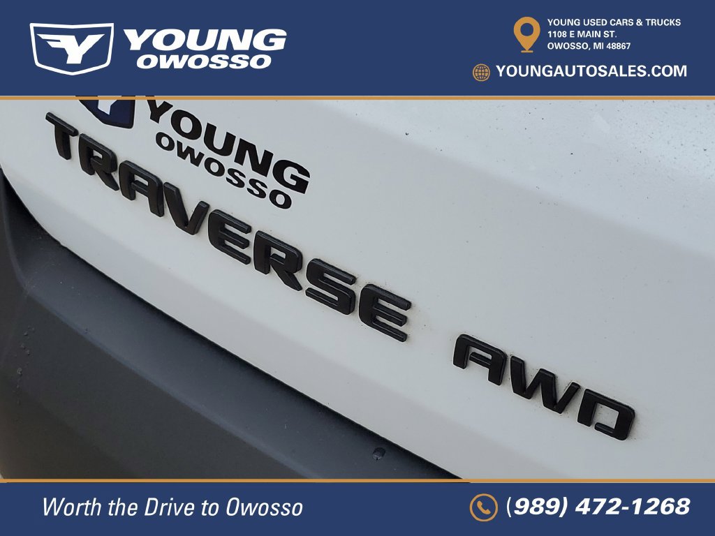 Used 2023 Chevrolet Traverse RS w/ LPO, Floor Liner Package AWD/4WD image 40