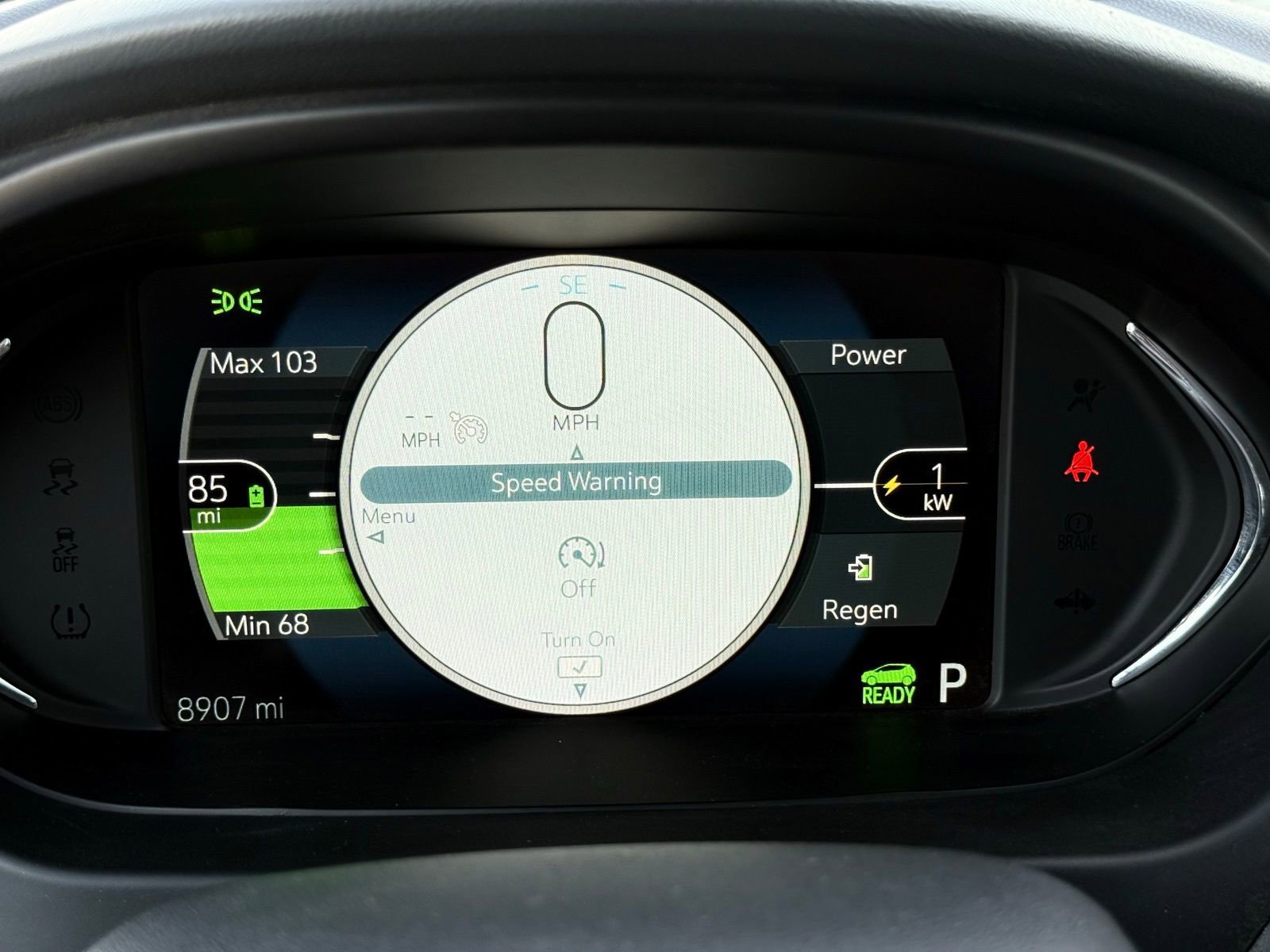 Used 2018 Chevrolet Bolt LT FWD image 32