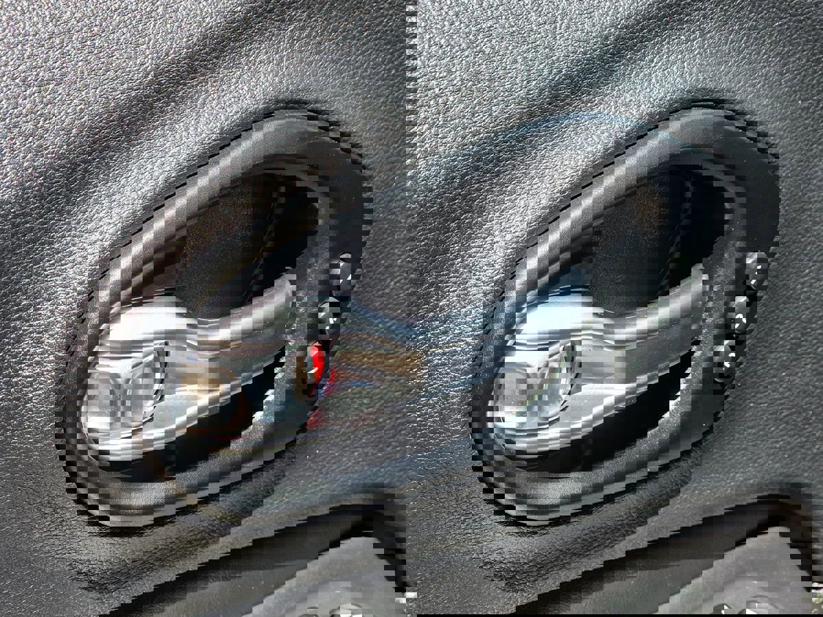 Used 2020 Jeep Cherokee Limited image 34