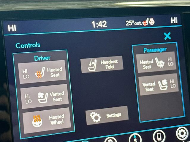 Used 2019 Chrysler Pacifica Limited w/ S Appearance Package image 21