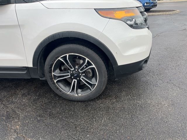Used 2015 Ford Explorer Sport w/ Equipment Group 401A image 5