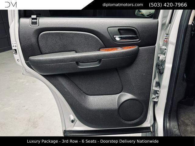Used 2010 Chevrolet Tahoe LT w/ Luxury Package AWD/4WD image 29