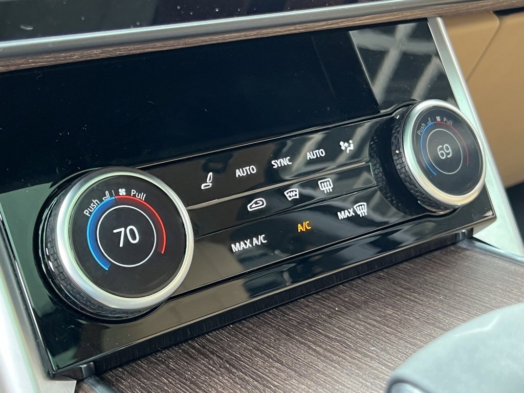 Used 2023 Land Rover Range Rover SE image 30