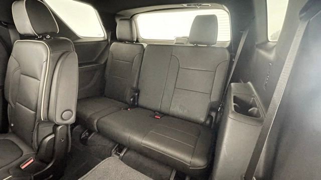 Used 2023 Chevrolet Traverse Premier image 47